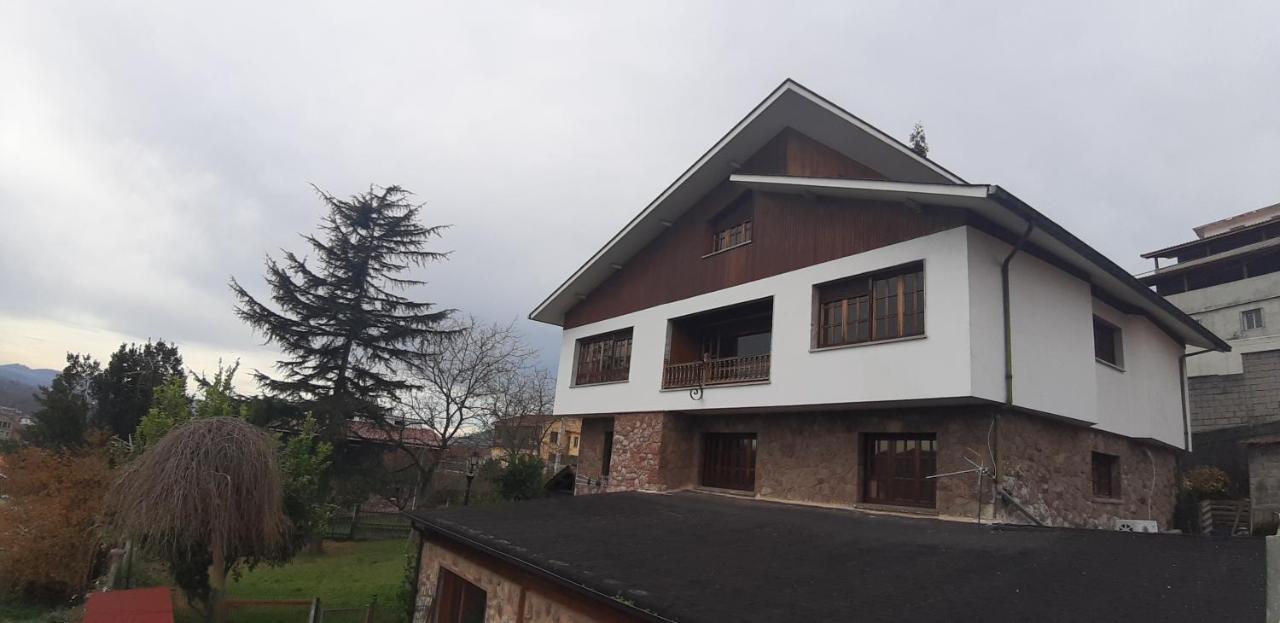 Albergue La Costana Oviedo Exteriér fotografie